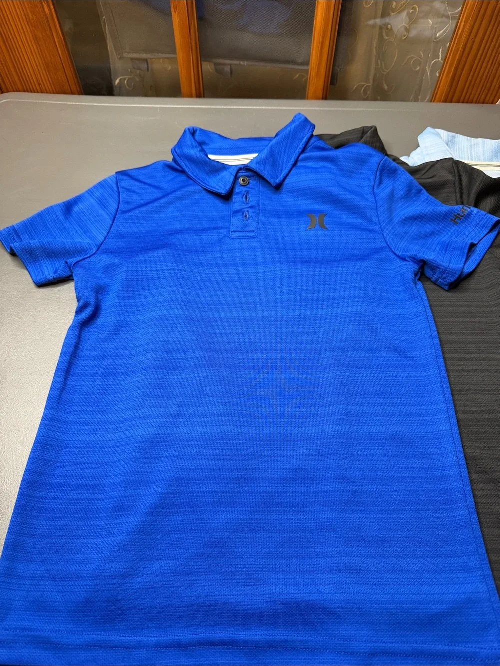 Kid’s Hurley Polo Shirt Bundle (3). Size small